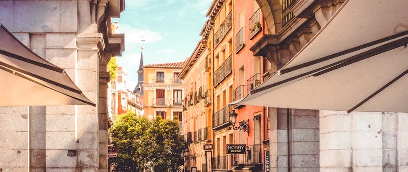 10 Dicas de Coisas para Fazer no Verão da Espanha: Madrid, Barcelona e Málaga
