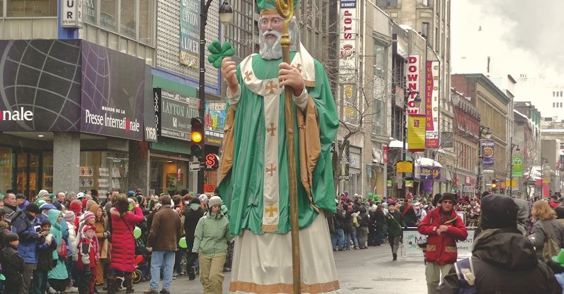 A História de São Patrício e a Celebração na Irlanda